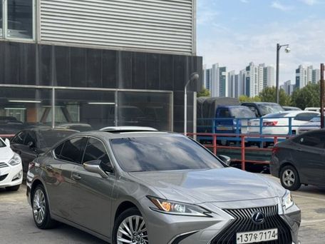 Lexus ES, 2020 — 照片 1