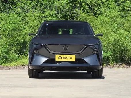 Mazda EZ-60, 2026 — 照片 2