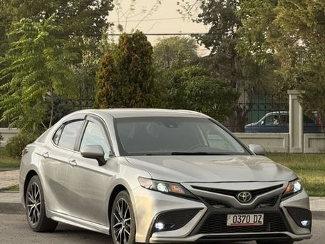 Toyota Camry, 2021