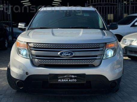 Ford Explorer, 2015 — photo 2