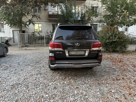 Lexus LX, 2010 — photo 3