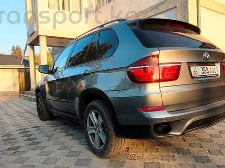 BMW X5, 2010 — photo 6