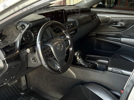 Lexus ES, 2019 — 照片 5