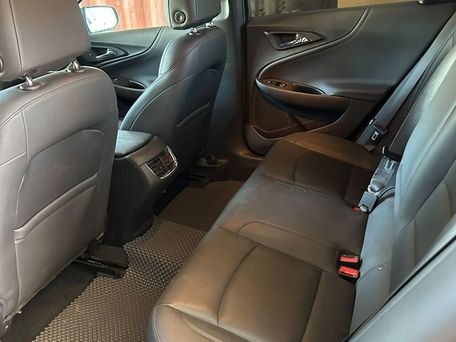 Chevrolet Malibu, 2019 — сүрөт 10