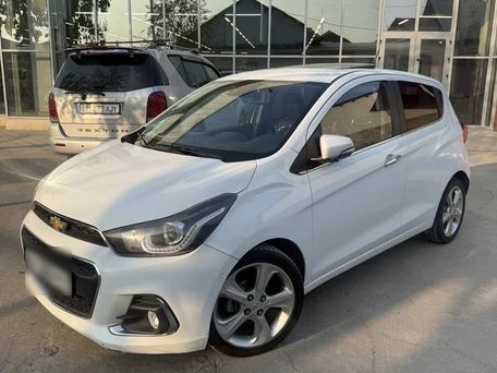 Chevrolet Spark, 2016 — photo 1