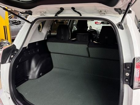 Toyota RAV4, 2015 — 照片 8