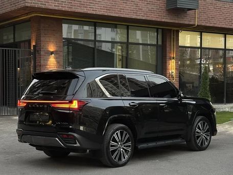 Lexus LX, 2025 — photo 2