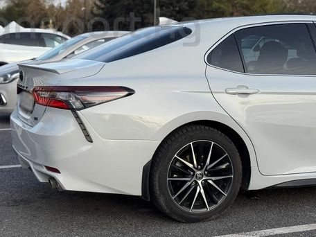 Toyota Camry, 2021 — фото 4