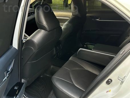 Toyota Camry, 2019 — фото 10