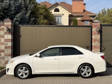 Toyota Camry, 2014 — photo 8