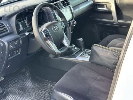 Toyota 4Runner, 2019 — сүрөт 10