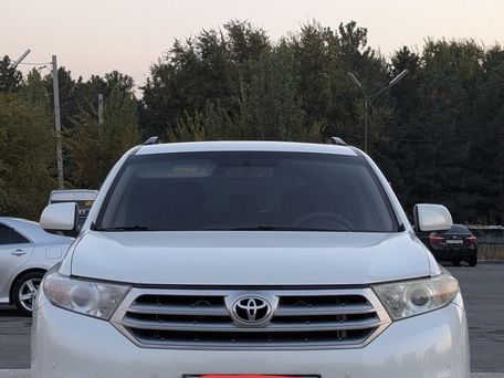 Toyota Highlander, 2013 — photo 1