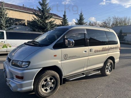 Mitsubishi Delica, 2003 — 照片 1