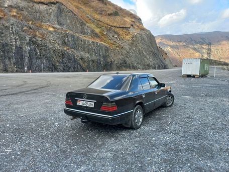 Mercedes-Benz W124, 1994 — фото 1