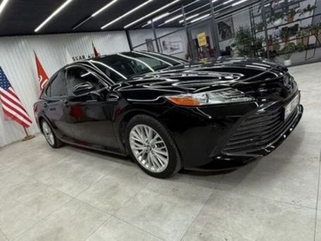 Toyota Camry, 2019 — фото 1