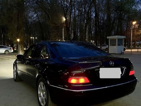 Mercedes-Benz E-Класс, 2003 — 照片 4