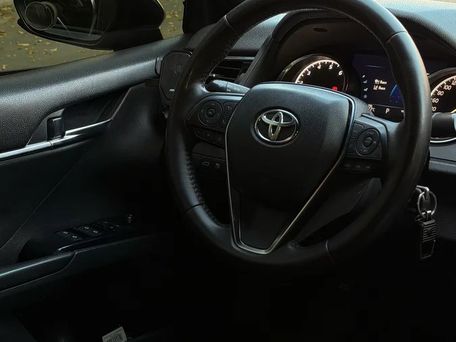 Toyota Camry, 2018 — 照片 5
