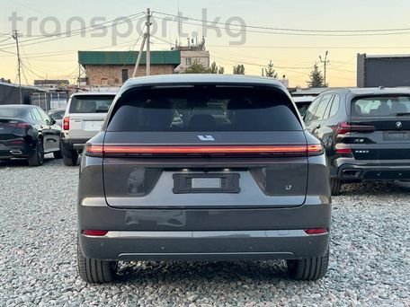 Li Auto (Lixiang) L7, 2026 — 照片 7