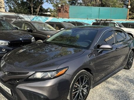 Toyota Camry, 2021 — photo 1