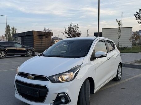Chevrolet Spark, 2017 — photo 1