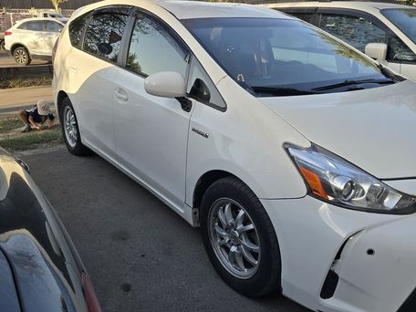 Toyota Prius, 2016 — фото 3
