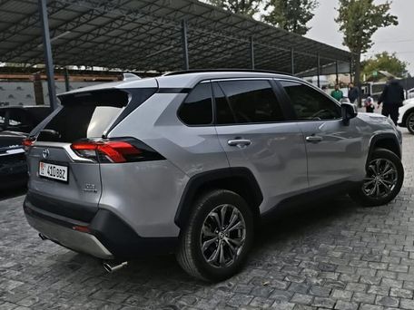 Toyota RAV4, 2024 — 照片 2