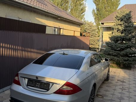Mercedes-Benz CLS, 2005 — 照片 4