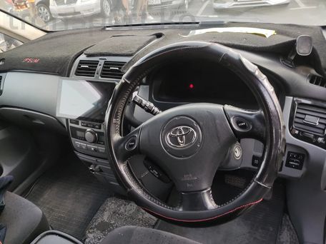 Toyota Ipsum, 2003 — photo 5