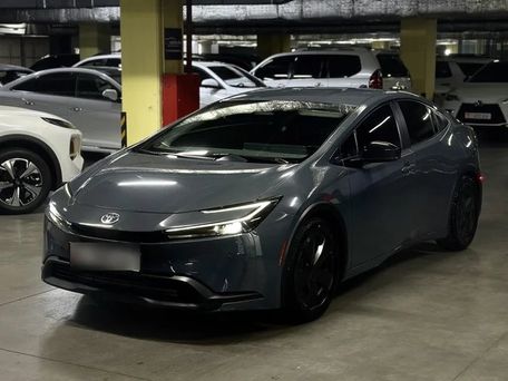 Toyota Prius v (+), 2023 — сүрөт 4