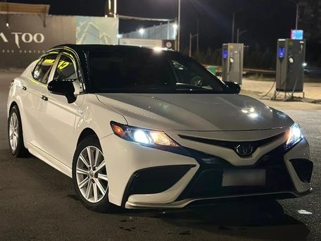 Toyota Camry, 2022 — сүрөт 1