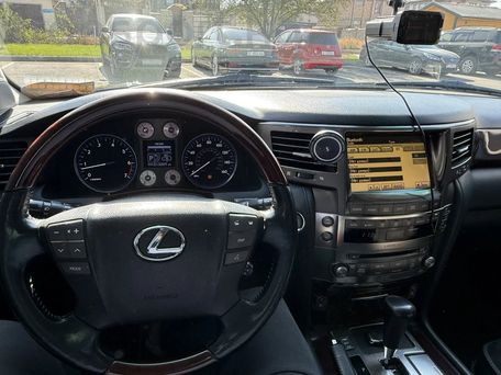 Lexus LX, 2010 — 照片 10