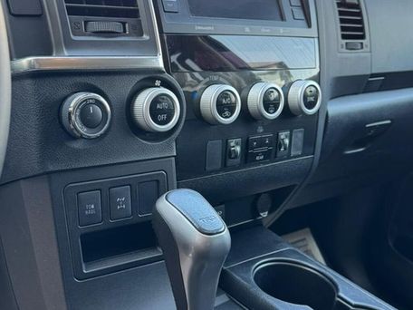 Toyota Sequoia, 2020 — photo 15