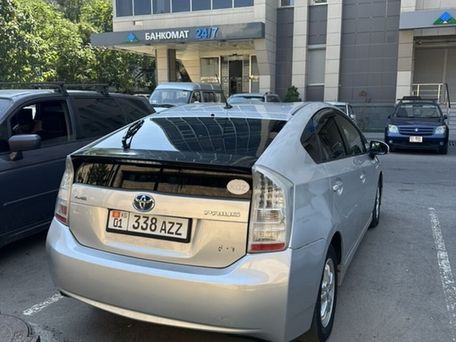 Toyota Prius, 2012 — фото 3