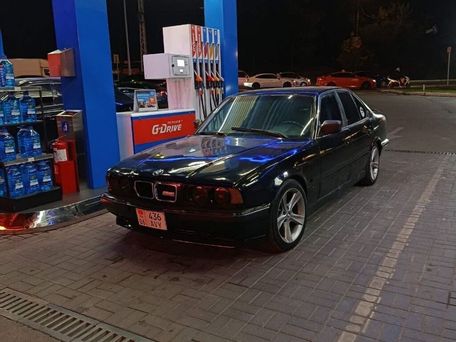 BMW 5 серии, 1993 — 照片 1