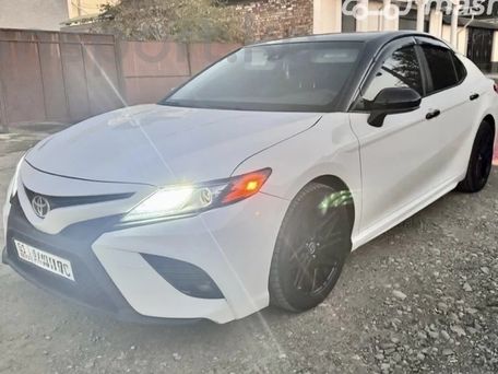 Toyota Camry, 2018