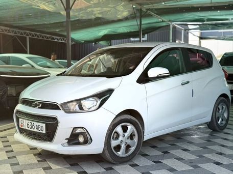 Chevrolet Spark, 2017 — фото 1