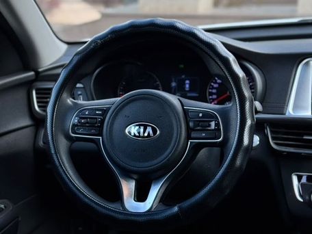 Kia Optima, 2017 — photo 8