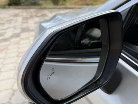 Toyota Camry, 2018 — 照片 7
