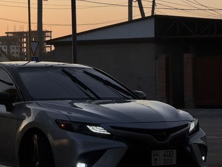 Toyota Camry, 2018 — 照片 6
