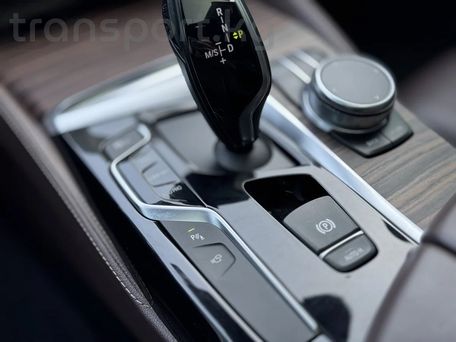 BMW 5 серии, 2018 — photo 19