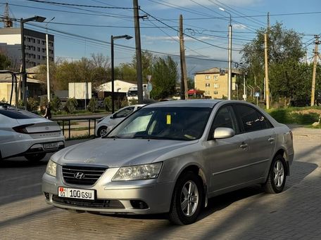 Hyundai Sonata, 2010