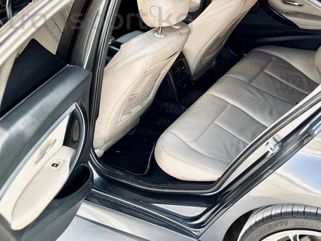 BMW 3 серии, 2018 — photo 10