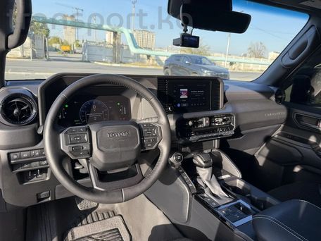 Toyota Land Cruiser Prado, 2024 — photo 7