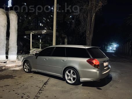 Subaru Legacy, 2004 — 照片 1