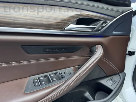 BMW 5 серии, 2018 — photo 12