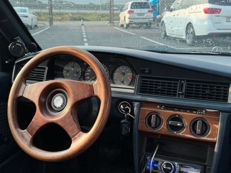 Mercedes-Benz 190 (W201), 1990 — сүрөт 7
