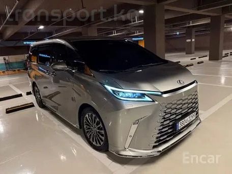 Lexus LM, 2025 — фото 1