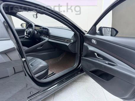 Hyundai Elantra, 2022 — 照片 16
