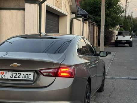 Chevrolet Malibu, 2019 — сүрөт 9