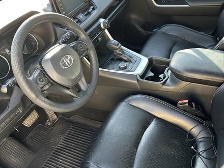 Toyota RAV4, 2019 — photo 7